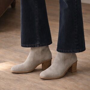 André Assous Gray Suede Ankle Boots – Square Toe Block Heel - Size 10